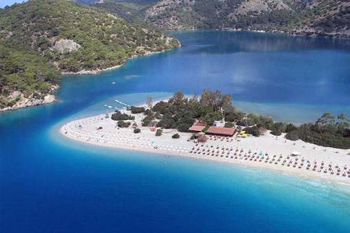 La spiaggia di Izmir